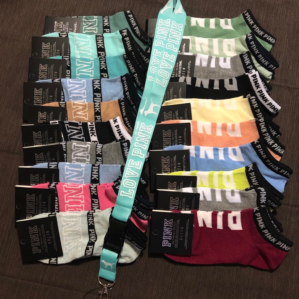 💕Pink VS 20 Pairs Socks & Lanyard 💕💕